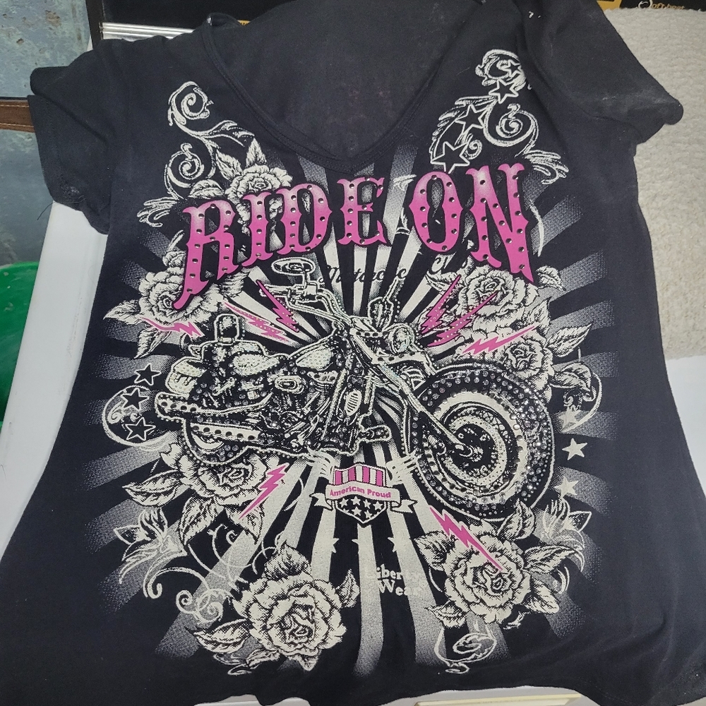 Shirt - Picture 2 of 2